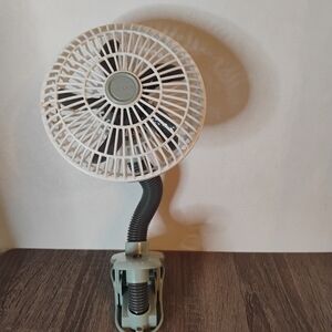O2COOL White Clip-On Fan